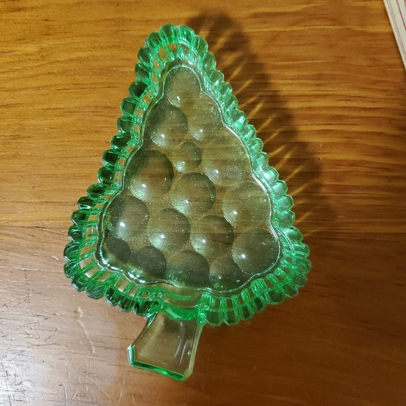 🌿2/$20 Set of 4 Bohemia Glass tree trinket dishes - Picture 2 of 11